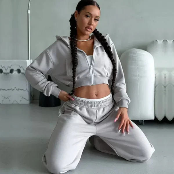 ensemble deux pièces, survêtement et pantalon