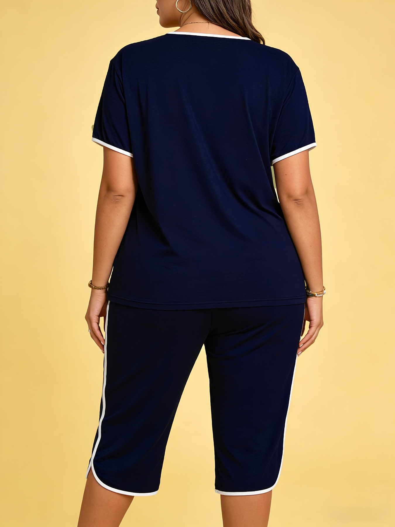 grande taille grande taille 1 ensemble printemps Été mode grande taille tenue femme manches courtes col rond imprimé cœur ruché pantalon capri ample avec poches vêtement décontracté streetwear grande taille grande taille 1 ensemble printemps Été mode grande taille tenue femme manches courtes col rond imprimé cœur ruché pantalon capri ample avec poches vêtement décontracté streetwear