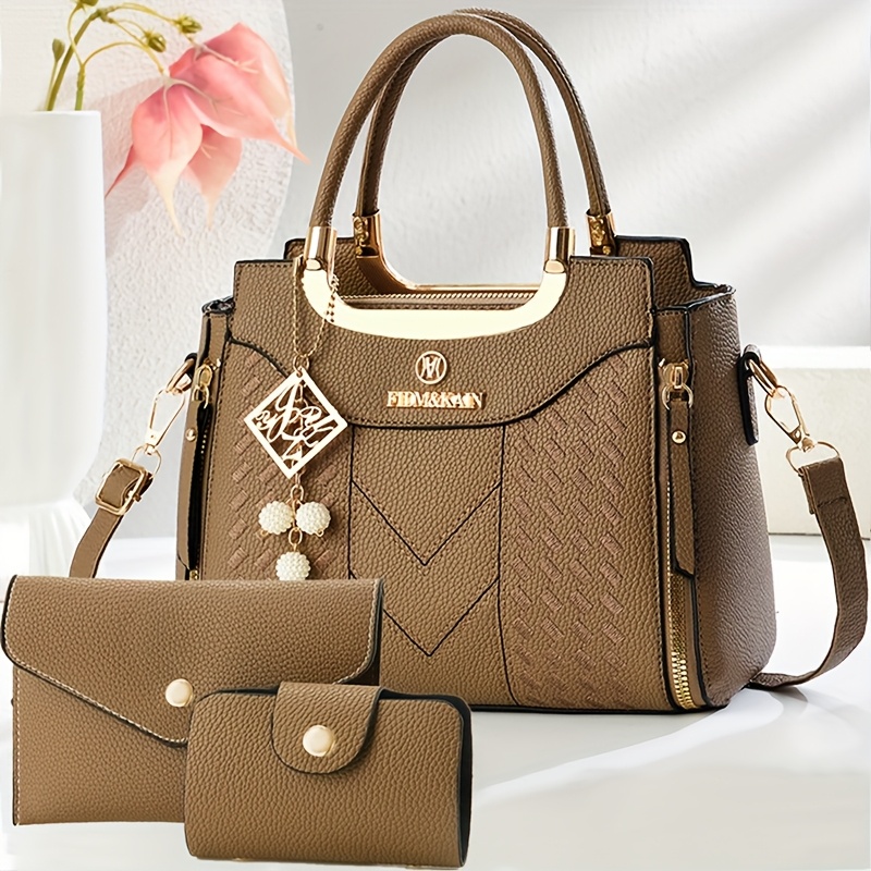 ensemble de sacs pour femmes : petit sac à main, sac cadeau de vacances, sac bandoulière, sac fourre tout, imprimé, design matelassé, design de niche avec une touche premium, tendance, nouvelle arrivée, ensemble multi pièces, sac décontracté adapté à diverses occasions quotidiennes comme sorties et ensemble de sacs pour femmes : petit sac à main, sac cadeau de vacances, sac bandoulière, sac fourre tout, imprimé, design matelassé, design de niche avec une touche premium, tendance, nouvelle arrivée, ensemble multi pièces, sac décontracté adapté à diverses occasions quotidiennes comme sorties et