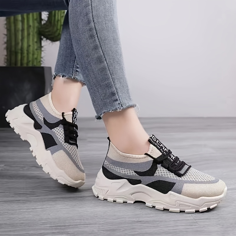 chaussures de sport décontractées et respirantes polyvalentes pour toutes les saisons, chaussures de sport tendance en maille à semelle souple pour femmes, chaussures pour femmes, baskets chaussures de sport décontractées et respirantes polyvalentes pour toutes les saisons, chaussures de sport tendance en maille à semelle souple pour femmes, chaussures pour femmes, baskets