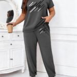 Ensemble de détente 2 pièces Y pour femme grande taille – T-shirt doux à élasticité moyenne et jogging avec cordons de serrage et poches, imprimé graphique, style décontracté – Idéal pour le printemps et l&rsquo;été