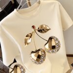 T-shirt Femme Y2K — Cerises Dorées & Diamants