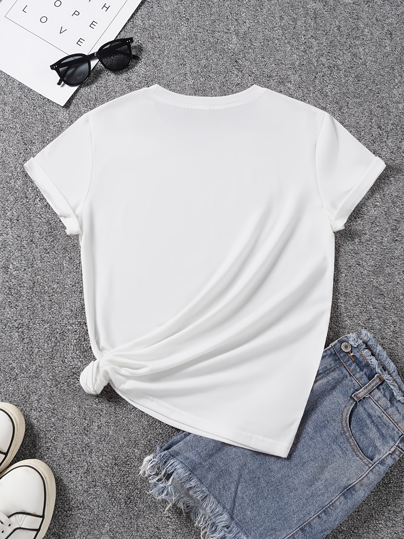 t shirt y2k pour femme à imprimé cerises dorées avec embellissements en diamant haut respirant à col ras du cou compatible avec une blouse | essentiel de la garde robe printemps été | t shirt décontracté léger adapté aux fêtes, cadeaux et tenues décontractées t shirt y2k pour femme à imprimé cerises dorées avec embellissements en diamant haut respirant à col ras du cou compatible avec une blouse | essentiel de la garde robe printemps été | t shirt décontracté léger adapté aux fêtes, cadeaux et tenues décontractées