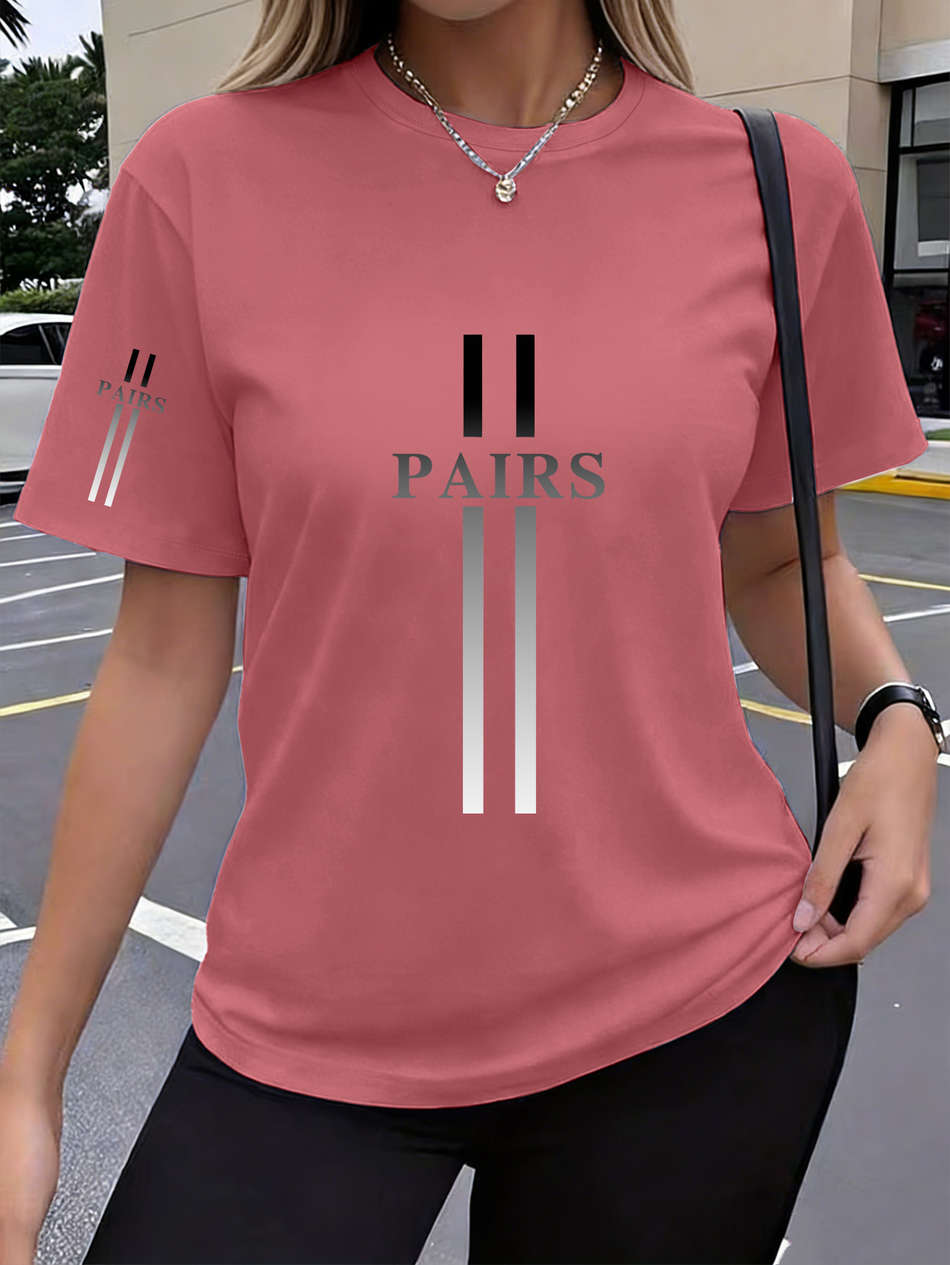t shirt 1 pièce pour femme, style y2k, à manche unique, avec imprimé "paris" à rayures dégradées, vêtement de sport, confortable et respirant pour l'été, à col rond et manches courtes, haut élégant, décontracté, polyvalent pour le quotidien t shirt 1 pièce pour femme, style y2k, à manche unique, avec imprimé "paris" à rayures dégradées, vêtement de sport, confortable et respirant pour l'été, à col rond et manches courtes, haut élégant, décontracté, polyvalent pour le quotidien