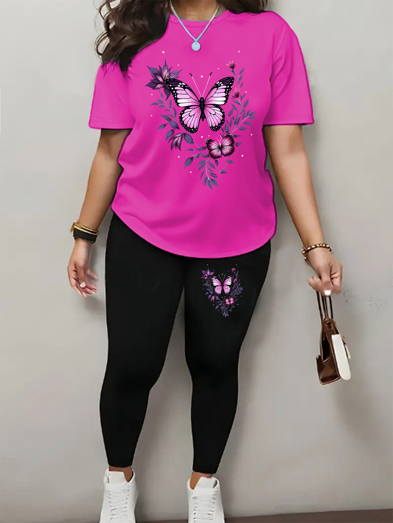 printemps, été, automne et hiver ensemble mode femme à manches courtes avec imprimé papillon rimeur neuf. tenue décontractée saisonnière, design ludique, costume stylisé, vêtements durables, lavable en machine, habillement féminin printemps, été, automne et hiver ensemble mode femme à manches courtes avec imprimé papillon rimeur neuf. tenue décontractée saisonnière, design ludique, costume stylisé, vêtements durables, lavable en machine, habillement féminin