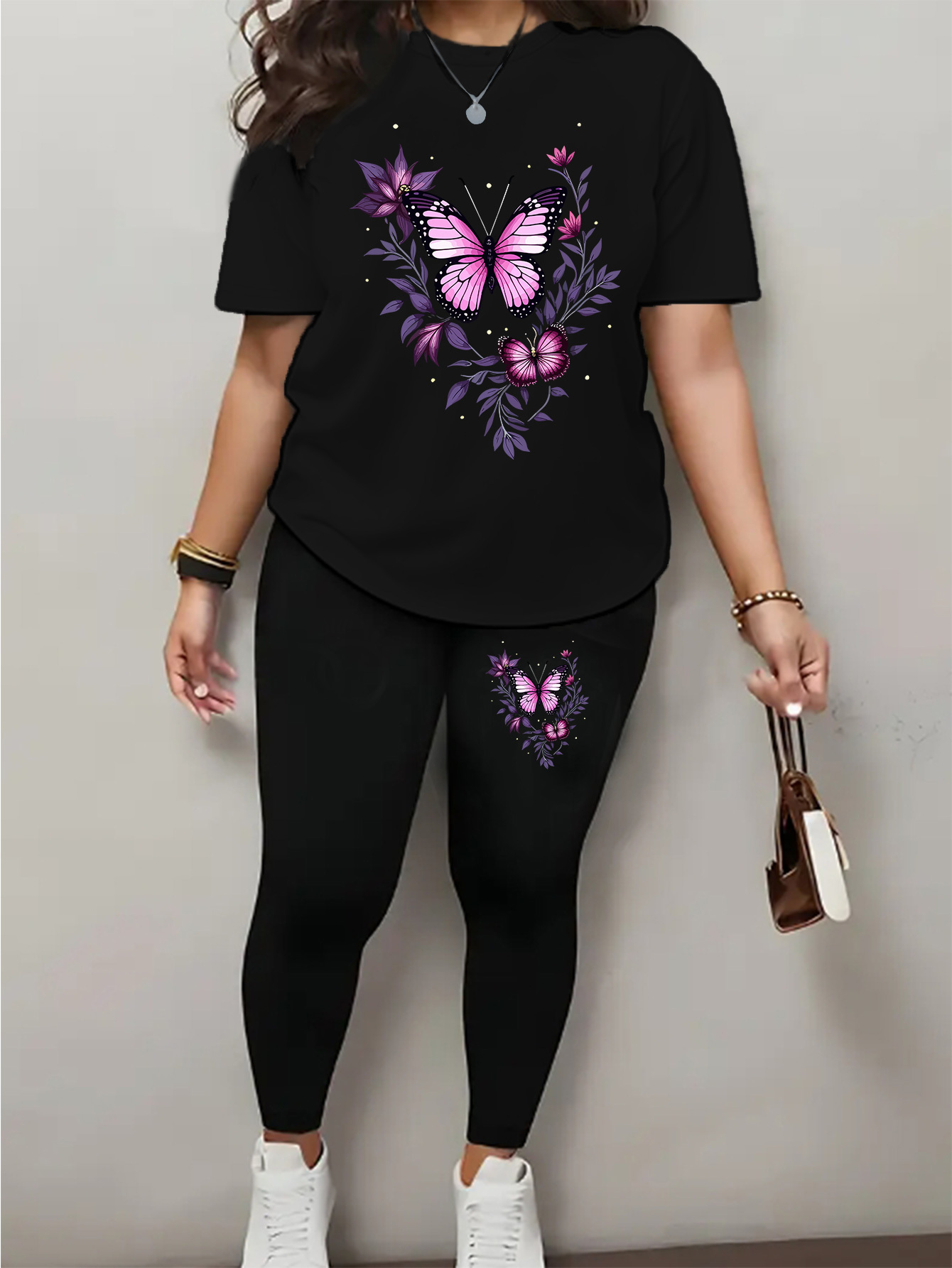 printemps, été, automne et hiver ensemble mode femme à manches courtes avec imprimé papillon rimeur neuf. tenue décontractée saisonnière, design ludique, costume stylisé, vêtements durables, lavable en machine, habillement féminin printemps, été, automne et hiver ensemble mode femme à manches courtes avec imprimé papillon rimeur neuf. tenue décontractée saisonnière, design ludique, costume stylisé, vêtements durables, lavable en machine, habillement féminin