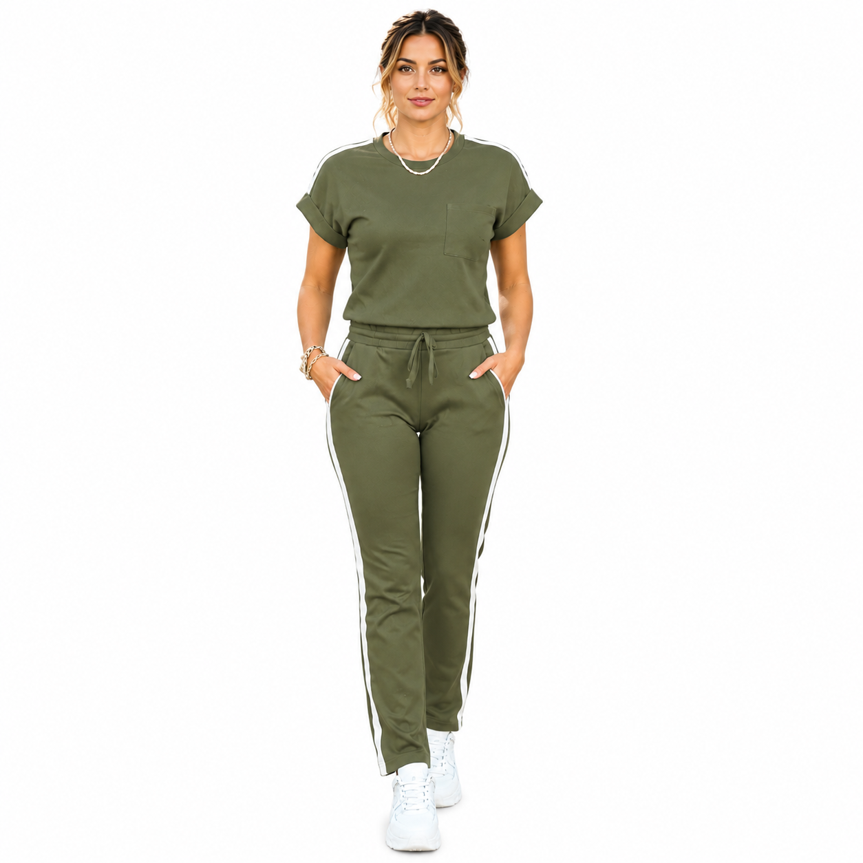 ensemble décontracté femme — t shirt & pantalon rayé ensemble décontracté femme — t shirt & pantalon rayé