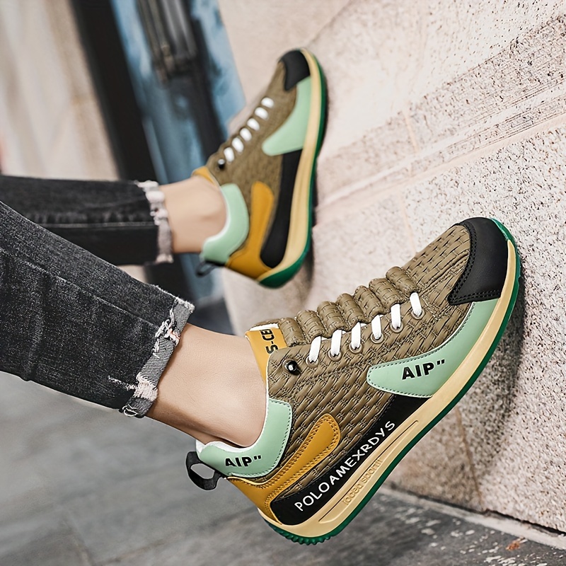 chaussures de sport casual pour hommes 2024 nouvelle tendance de style de rue géométrique, hauteur mi haute, bout rond, lacets, doublure en tissu, semelle en eva, semelle en pvc, upper en pu, pour usage quotidien et en plein air chaussures de sport casual pour hommes 2024 nouvelle tendance de style de rue géométrique, hauteur mi haute, bout rond, lacets, doublure en tissu, semelle en eva, semelle en pvc, upper en pu, pour usage quotidien et en plein air