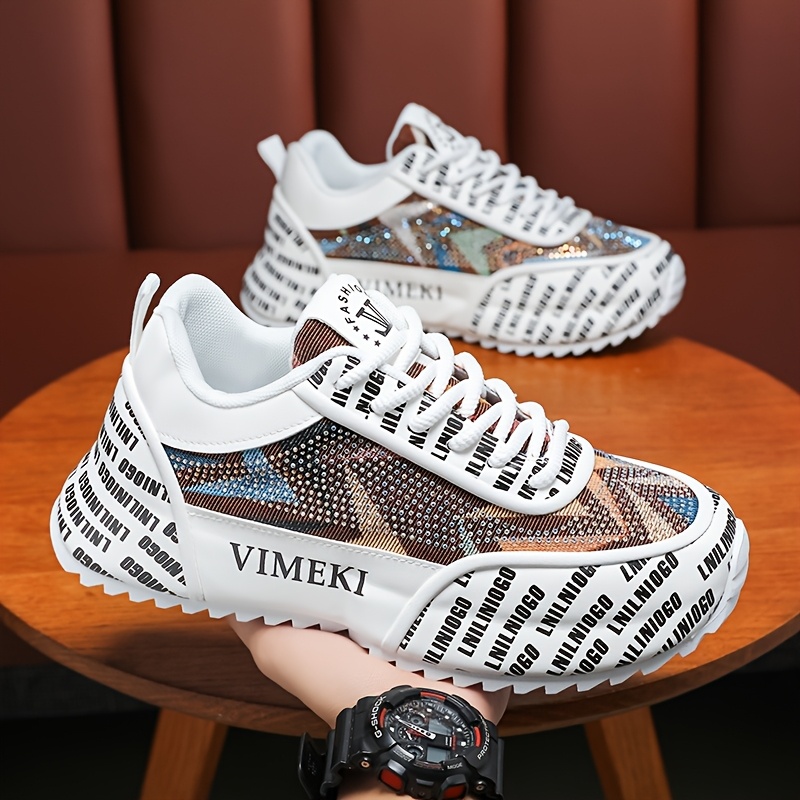 1 paire de baskets à la mode pour hommes chaussures basses décontractées à lacets avec dessus en faux, intérieur en tissu et semelle en caoutchouc 1 paire de baskets à la mode pour hommes chaussures basses décontractées à lacets avec dessus en faux, intérieur en tissu et semelle en caoutchouc