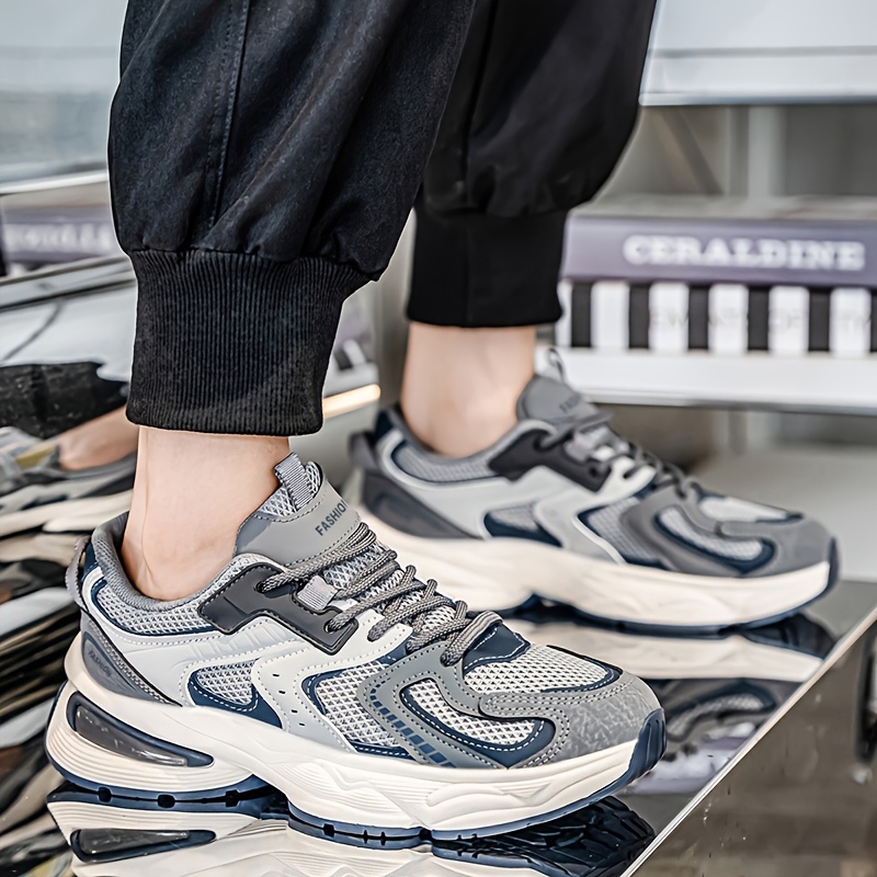 chaussures de course homme légères et résistantes à la route baskets basses respirantes avec soutien cussonné, semelle antidérapante & support de voûte plantaire, idéales pour entraînement, randonnée ou tenue décontractée dessus en pu/tissu & semelle intérieure eva (gris/noir) chaussures de course homme légères et résistantes à la route baskets basses respirantes avec soutien cussonné, semelle antidérapante & support de voûte plantaire, idéales pour entraînement, randonnée ou tenue décontractée dessus en pu/tissu & semelle intérieure eva (gris/noir)