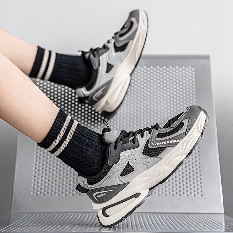 chaussures de course homme légères et résistantes à la route baskets basses respirantes avec soutien cussonné, semelle antidérapante & support de voûte plantaire, idéales pour entraînement, randonnée ou tenue décontractée dessus en pu/tissu & semelle intérieure eva (gris/noir) chaussures de course homme légères et résistantes à la route baskets basses respirantes avec soutien cussonné, semelle antidérapante & support de voûte plantaire, idéales pour entraînement, randonnée ou tenue décontractée dessus en pu/tissu & semelle intérieure eva (gris/noir)