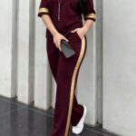 Ensemble Doré Bordures Métallisées — T-shirt & Pantalon Large Femme