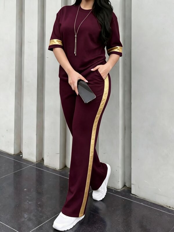 ensemble décontracté à la mode avec bordures dorées : t shirt à manches mi longues, doux pour la peau et respirant + pantalon à jambes larges et taille haute. ensemble 2 pièces pour femme de style européen et américain, ensemble élégant 2 pièces multicolore. pantalon à jambes larges et manches