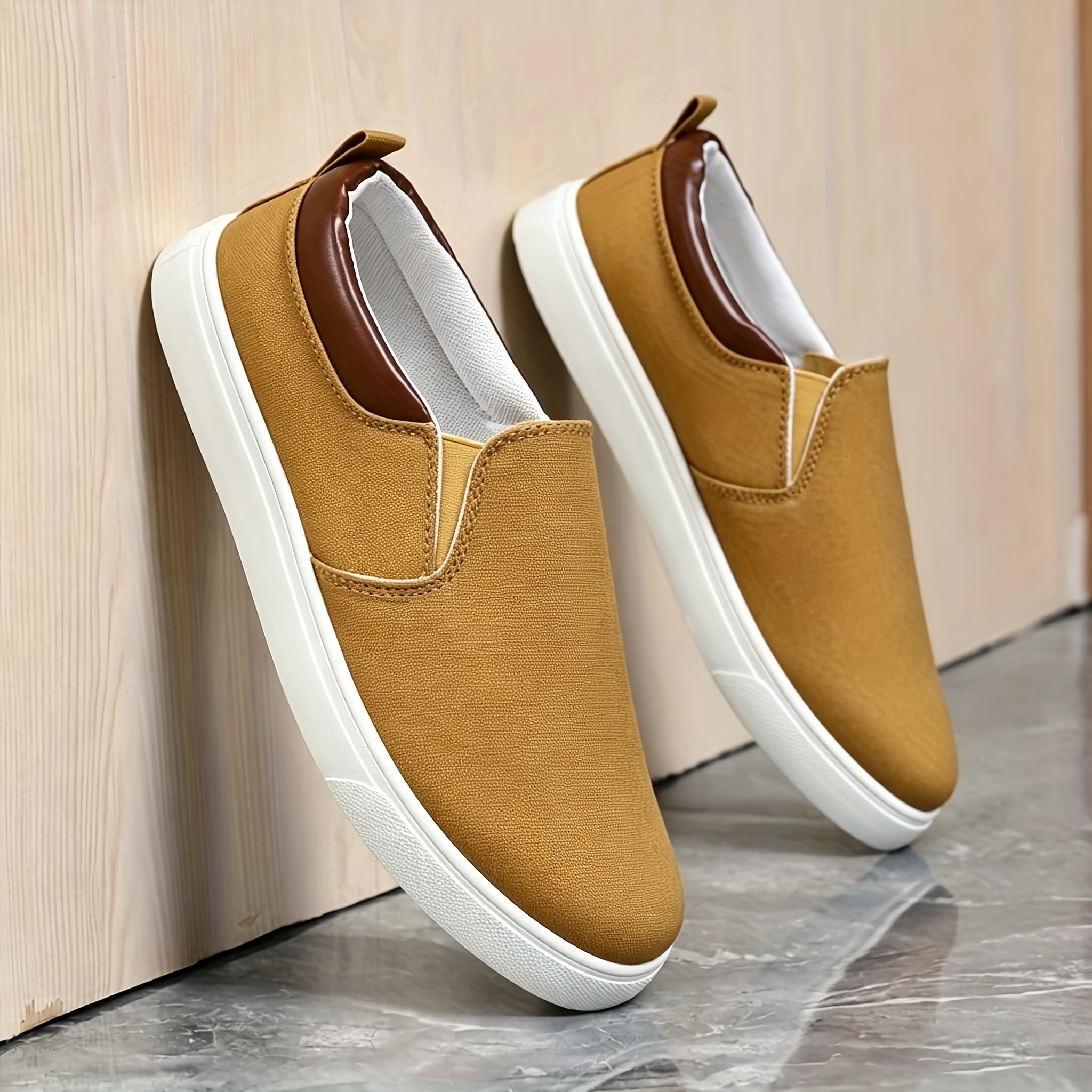 chaussures basses rétro pour hommes légères, respirantes et antidérapantes adhérence tout terrain, semelle et tissu en toile, chaussures de skate décontractées adaptées au quotidien, extérieur, salle de sport confortables et durables chaussures basses rétro pour hommes légères, respirantes et antidérapantes adhérence tout terrain, semelle et tissu en toile, chaussures de skate décontractées adaptées au quotidien, extérieur, salle de sport confortables et durables