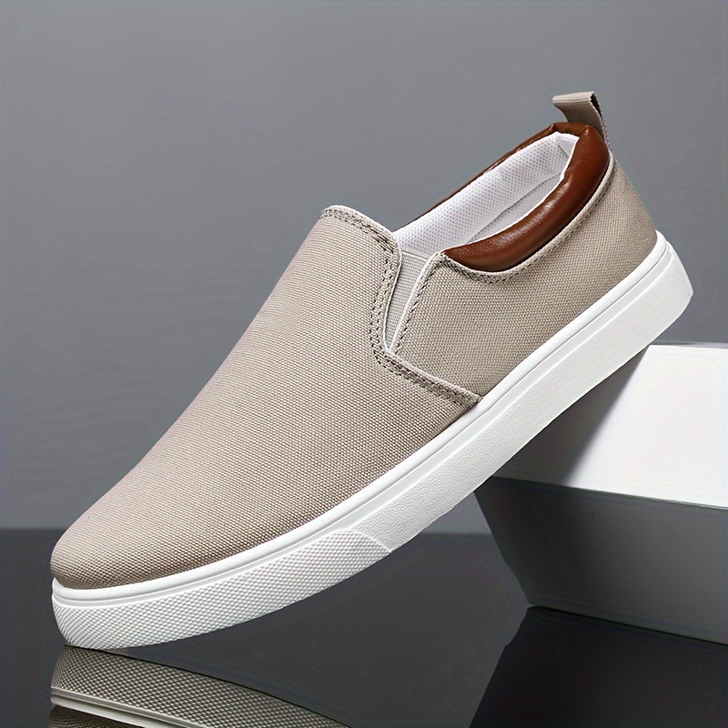 chaussures basses rétro pour hommes légères, respirantes et antidérapantes adhérence tout terrain, semelle et tissu en toile, chaussures de skate décontractées adaptées au quotidien, extérieur, salle de sport confortables et durables chaussures basses rétro pour hommes légères, respirantes et antidérapantes adhérence tout terrain, semelle et tissu en toile, chaussures de skate décontractées adaptées au quotidien, extérieur, salle de sport confortables et durables