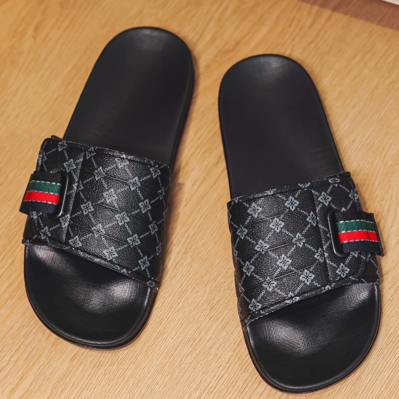 sandales unisexes de luxe à enfiler semelle Épaissie en eva et tissu pu doux à rayures, chaussures universelles intérieures et extérieures pour toutes les saisons, chaussures de fête décontractées et confortables (noir/blanc) style neutre, chaussures pour femmes sandales unisexes de luxe à enfiler semelle Épaissie en eva et tissu pu doux à rayures, chaussures universelles intérieures et extérieures pour toutes les saisons, chaussures de fête décontractées et confortables (noir/blanc) style neutre, chaussures pour femmes