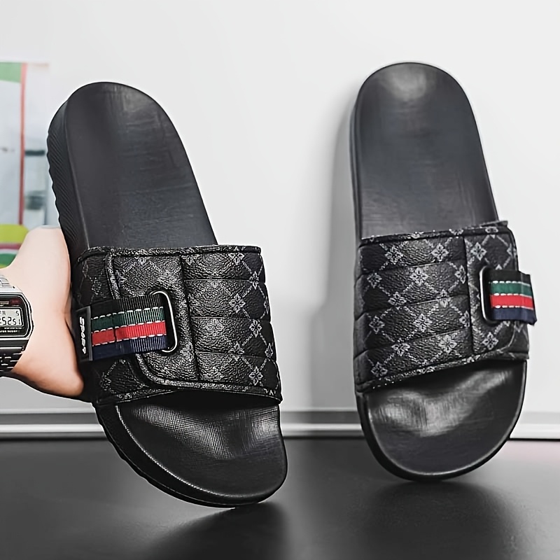 sandales unisexes de luxe à enfiler semelle Épaissie en eva et tissu pu doux à rayures, chaussures universelles intérieures et extérieures pour toutes les saisons, chaussures de fête décontractées et confortables (noir/blanc) style neutre, chaussures pour femmes sandales unisexes de luxe à enfiler semelle Épaissie en eva et tissu pu doux à rayures, chaussures universelles intérieures et extérieures pour toutes les saisons, chaussures de fête décontractées et confortables (noir/blanc) style neutre, chaussures pour femmes